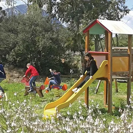 Сasa de vacaciones Domus Depina Orosei